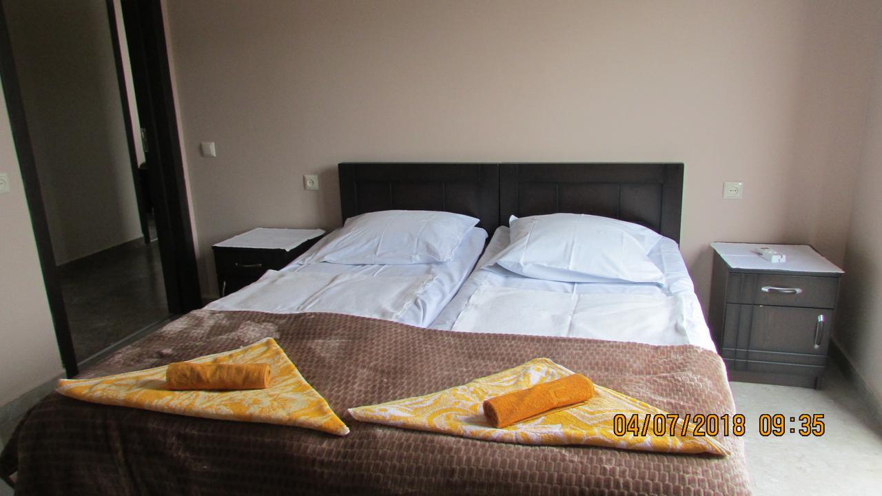 Hotel Sunny House Kobuleti Exterior foto